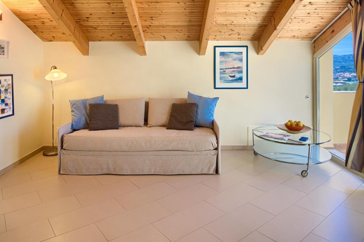 Appartamenti Villa Il Poggiolo Diano Marina Eksteriør billede