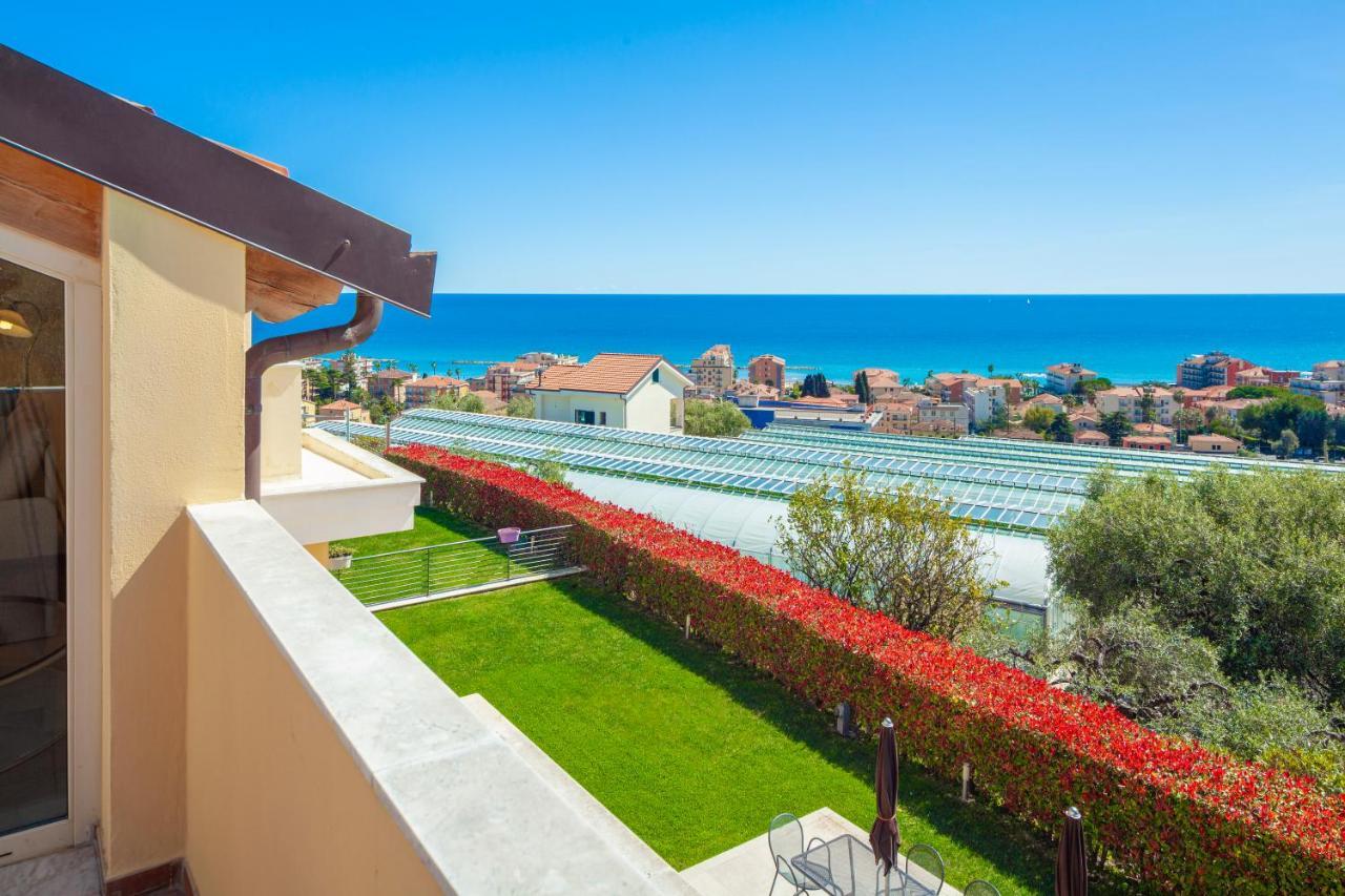 Appartamenti Villa Il Poggiolo Diano Marina Eksteriør billede