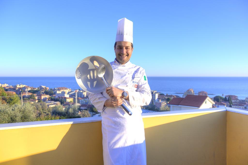 Appartamenti Villa Il Poggiolo Diano Marina Eksteriør billede
