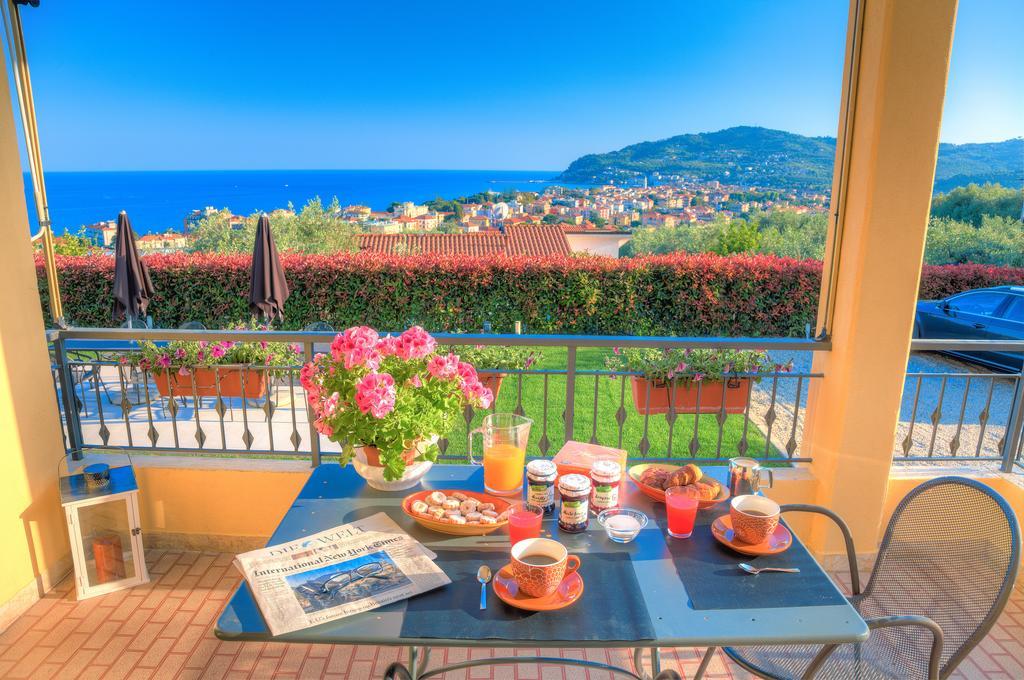 Appartamenti Villa Il Poggiolo Diano Marina Eksteriør billede
